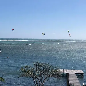  Hébergement de vacances La Colline Du Lagon