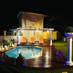  Villa Paradis